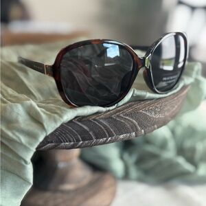 Privé Revaux Girl Boss Oversized Sunglasses – Tortoise Brown